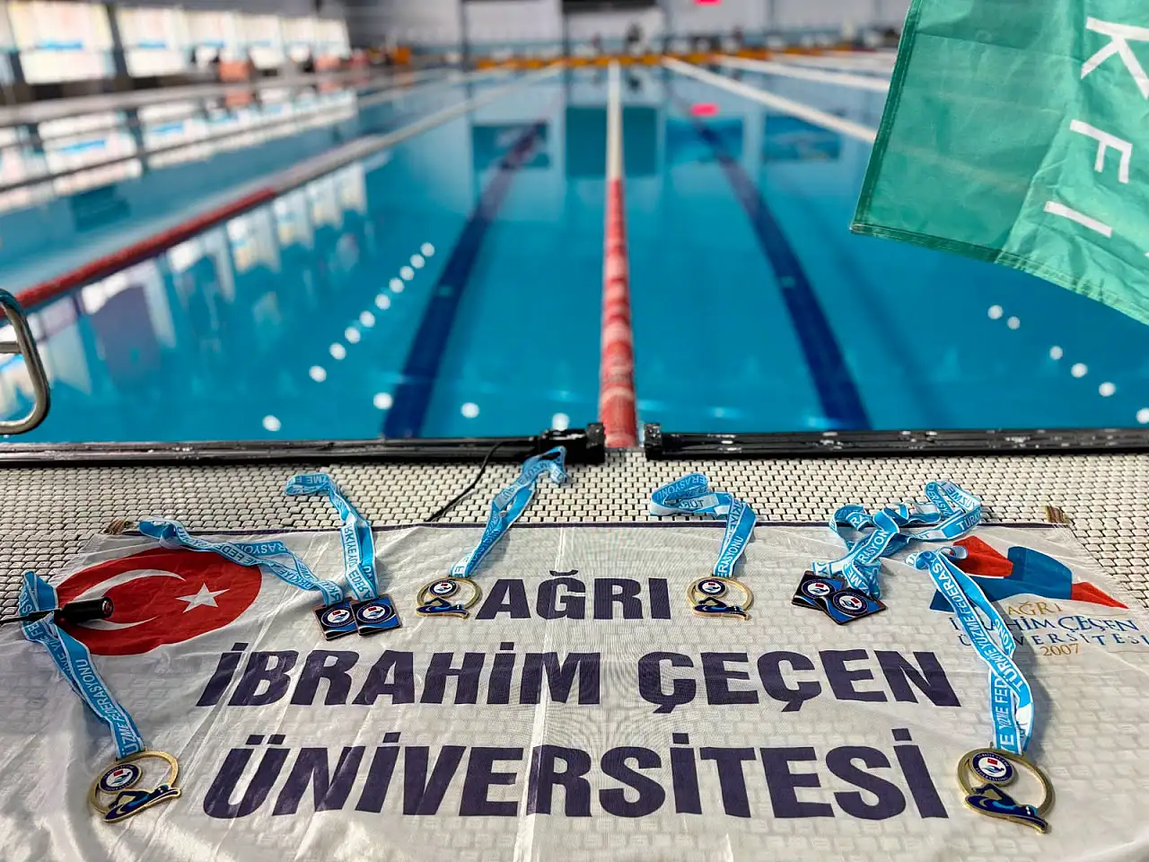 AİÇÜ sporcularından Çorum'da büyük başarı: 11 dereceyle Ağrı'ya döndüler