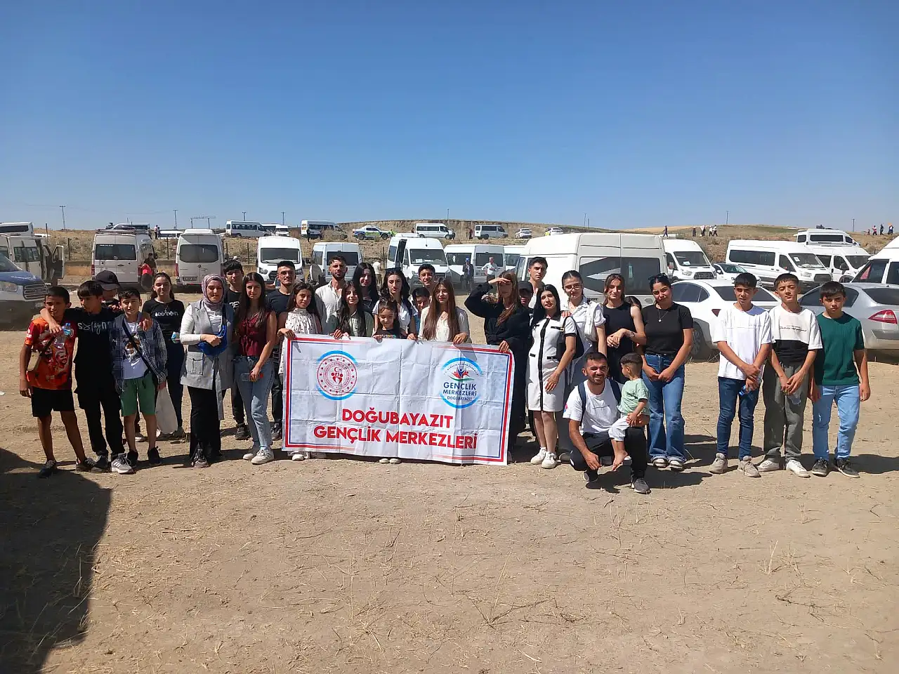 Ağrı'dan Malazgirt'e 500 gönüllü gençle katılım