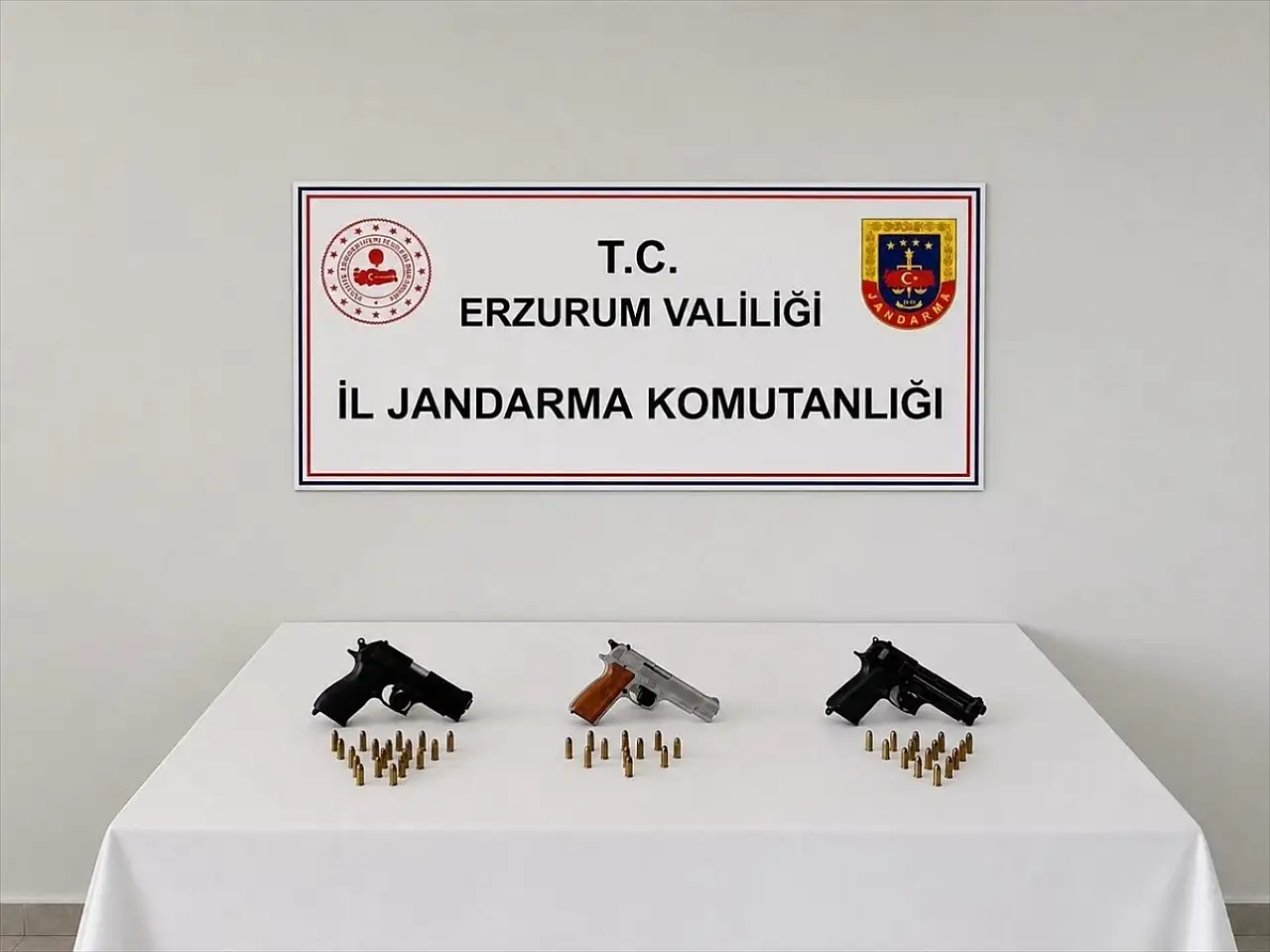 Erzurum'da düğün konvoyundaki 6 sürücüye 540 bin liralık işlem yapıldı