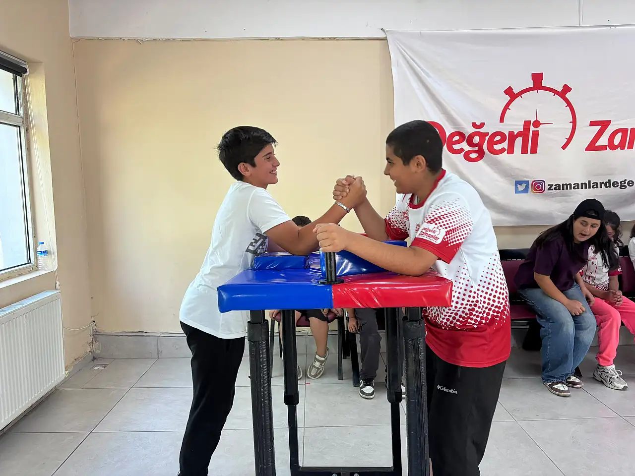 Hamur'da 30 Ağustos coşkusu spor müsabakalarıyla yaşandı