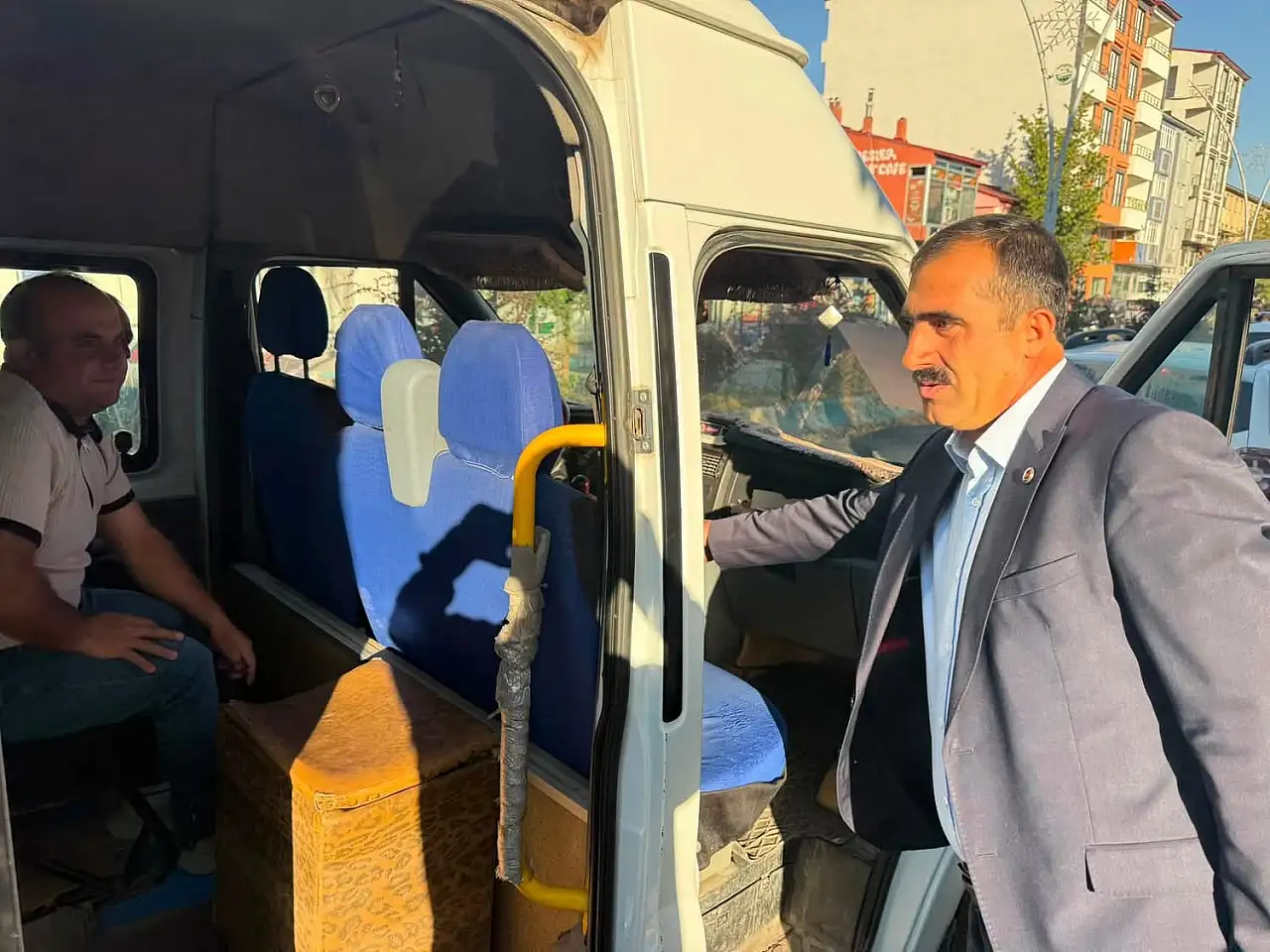 Taşlıçay'ın bağımsız başkanı Budak'tan dikkat çeken Malazgirt uğurlaması