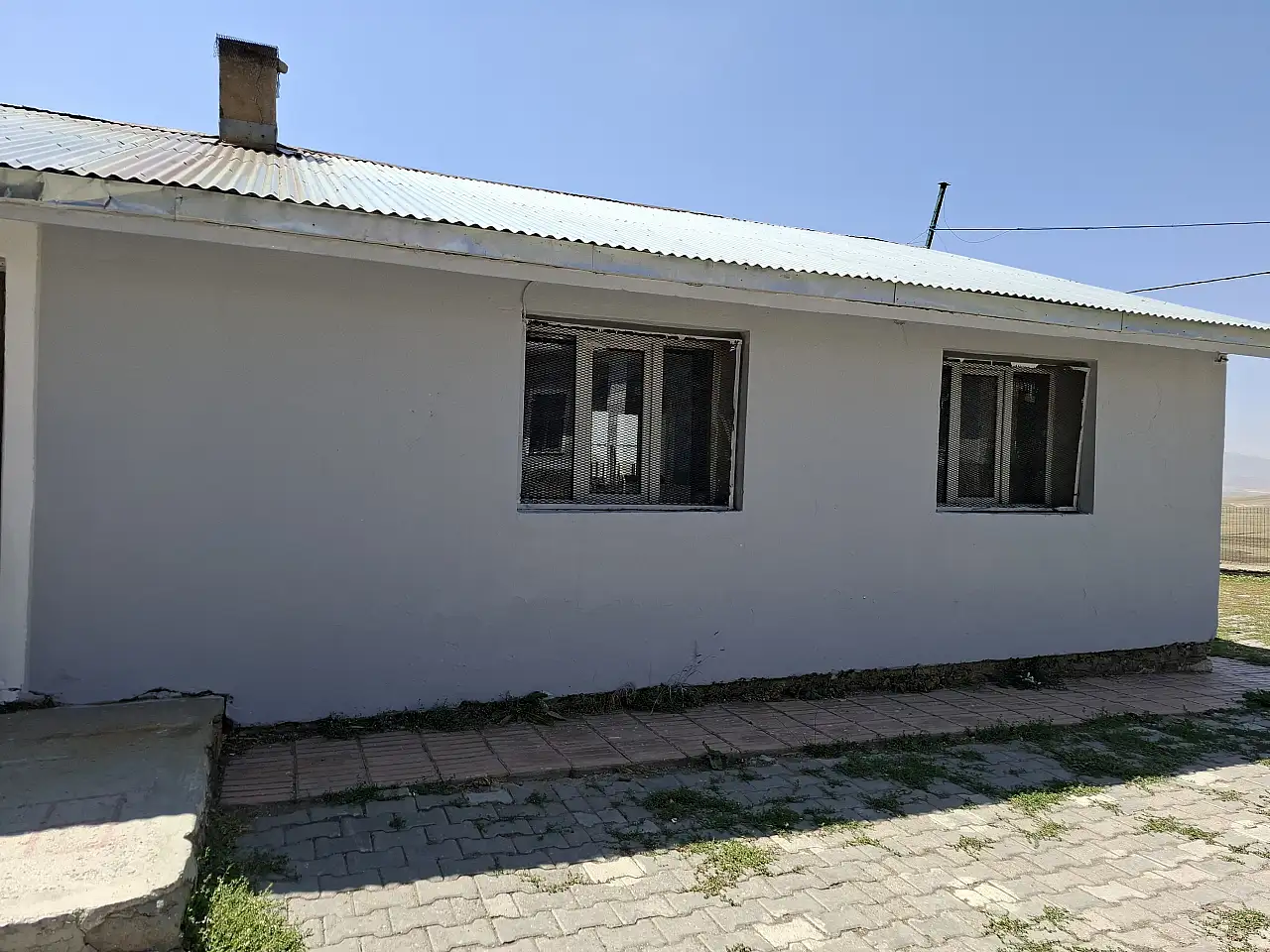 Taşlıçay'da Çöğürlü İlkokulu ve Ortaokulu yeni eğitim yılına hazır