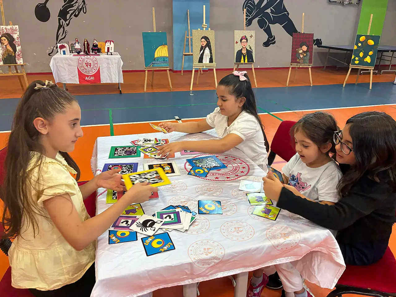 Ağrı'da çocuklar yaz tatilini spor, sanat ve bilimle geçirdi