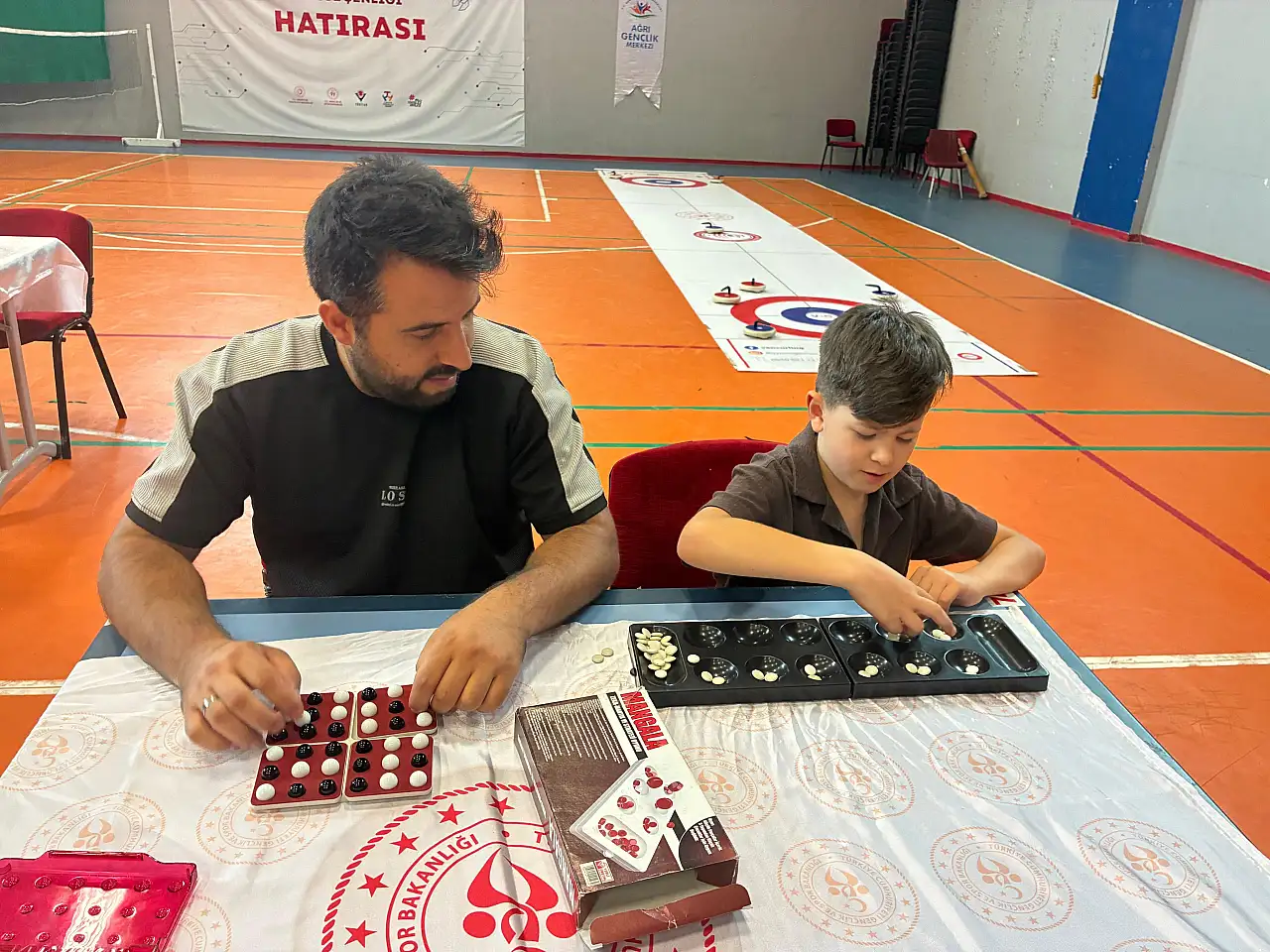Ağrı'da yaz tatili dolu dolu geçti: Gençlik Yaz Kulübü sona erdi