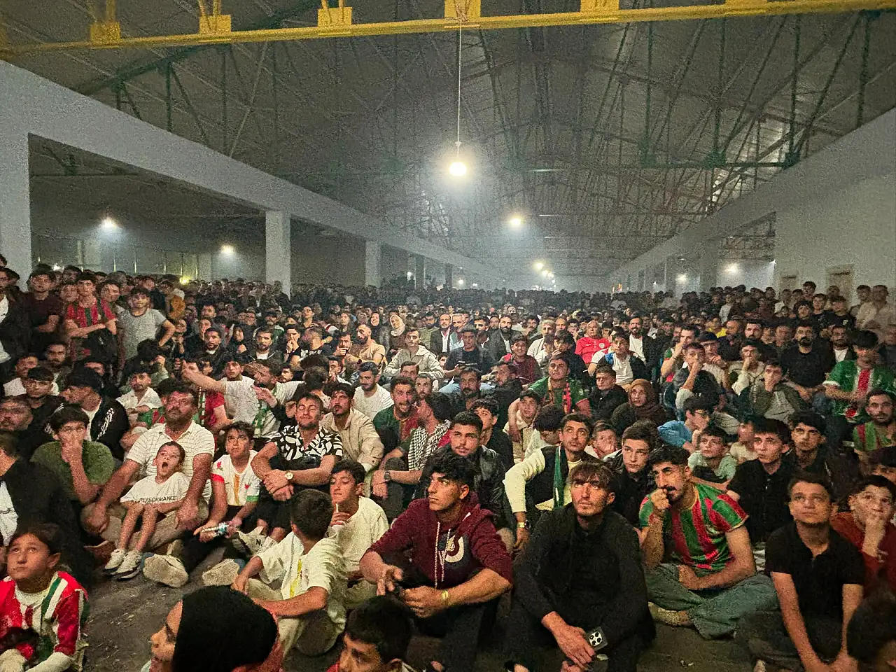 Ağrı'da Amedspor–Beşiktaş heyecanı dev ekrana taşındı