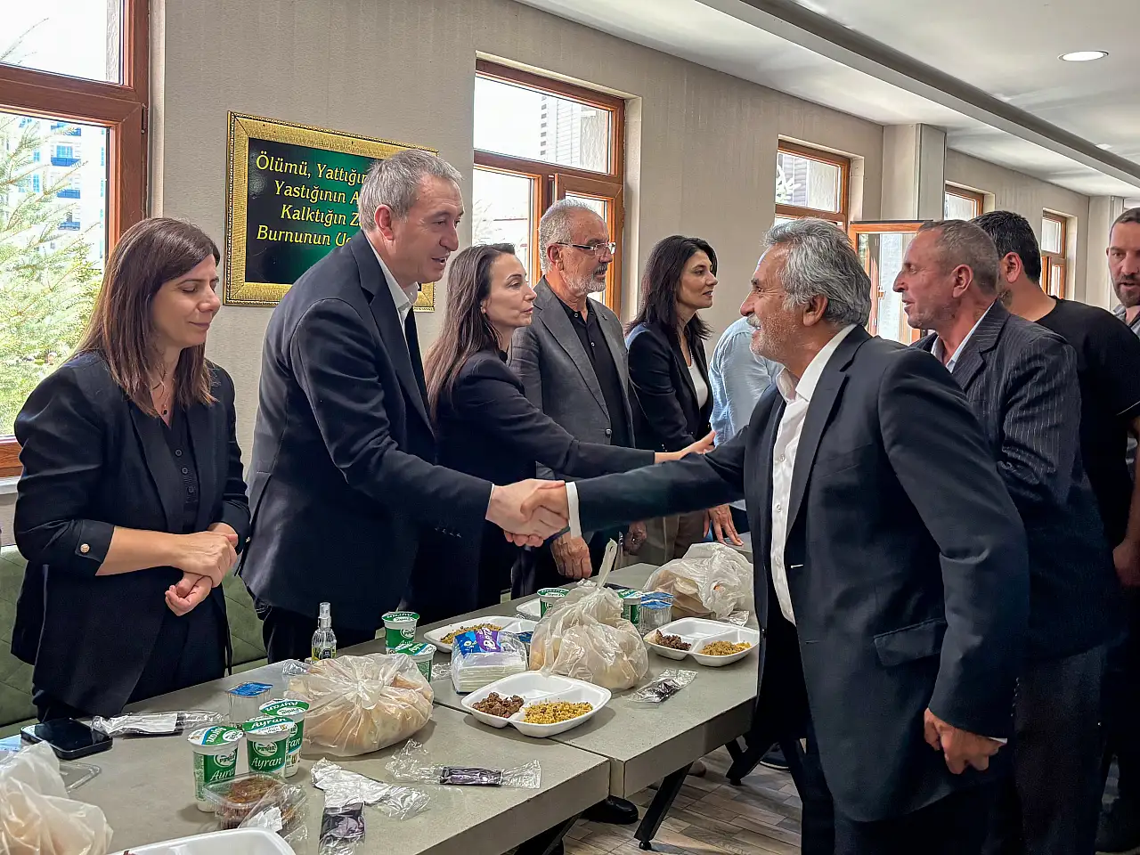 DEM Parti Eş Genel Başkanları taziye için Ağrı'ya geldiler