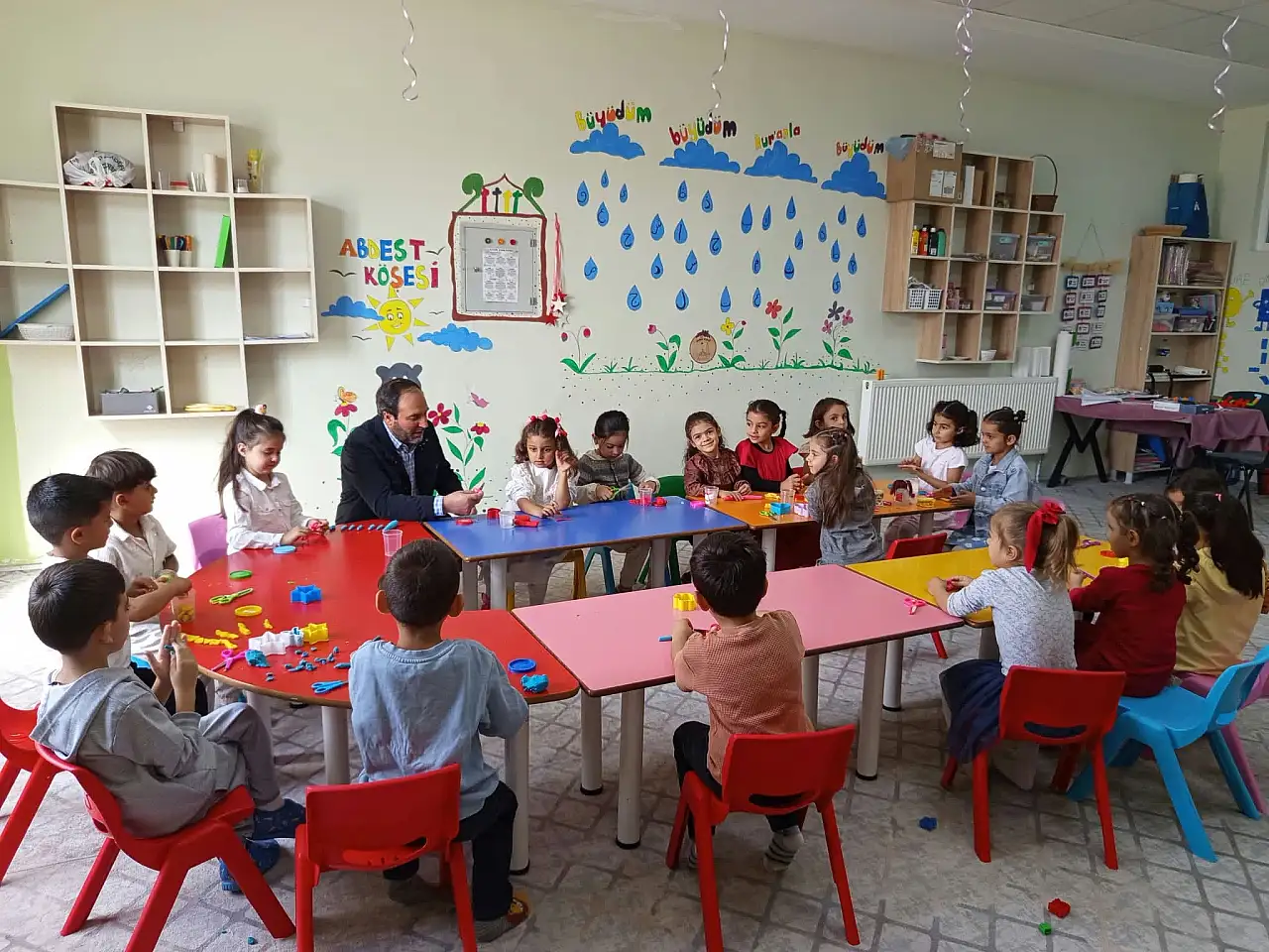 Müftü İlhan Kur'an kurslarında öğrencilerle buluştu