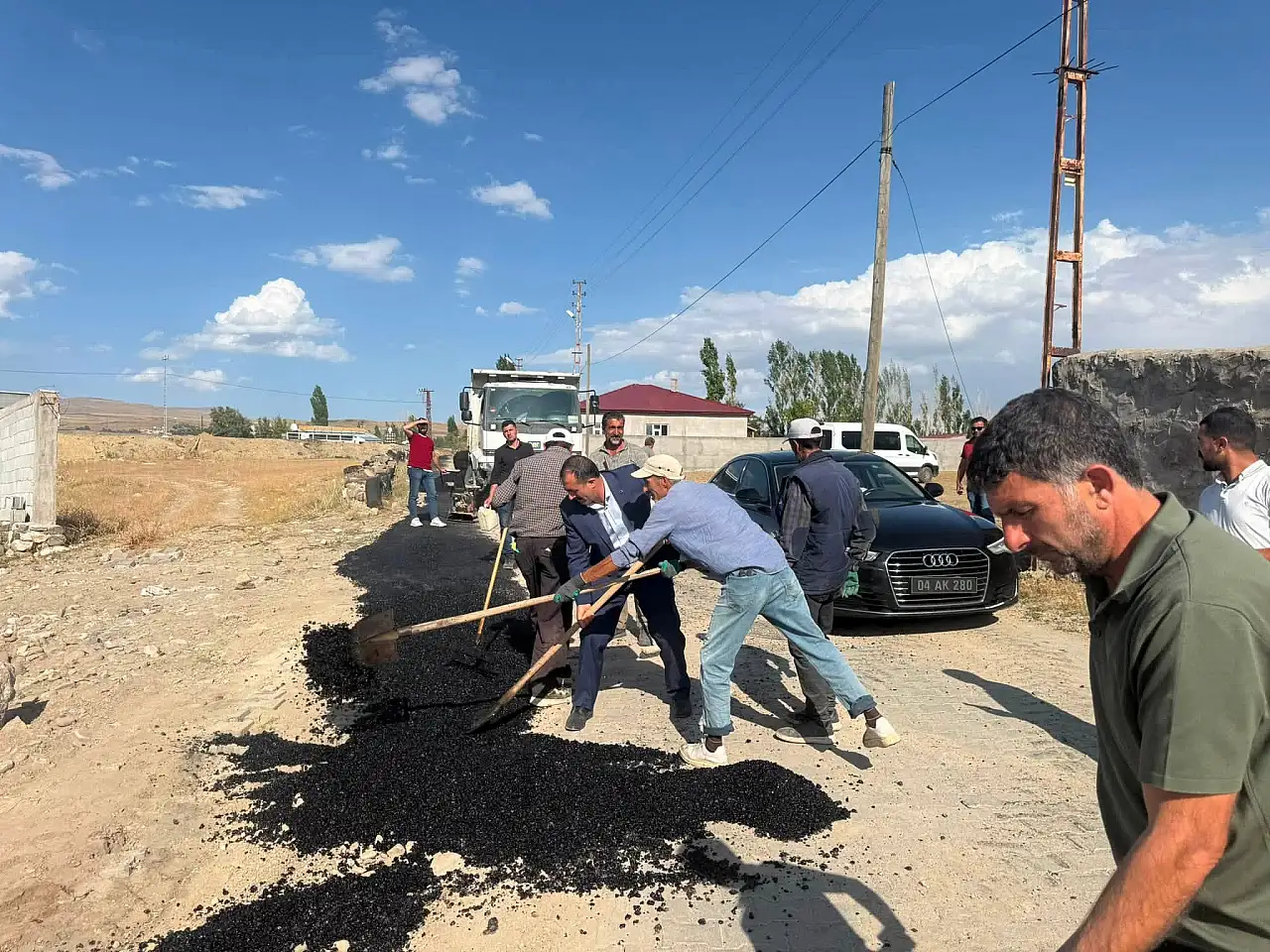 Taşlıçay'da bir bölge daha doğalgazla buluşuyor
