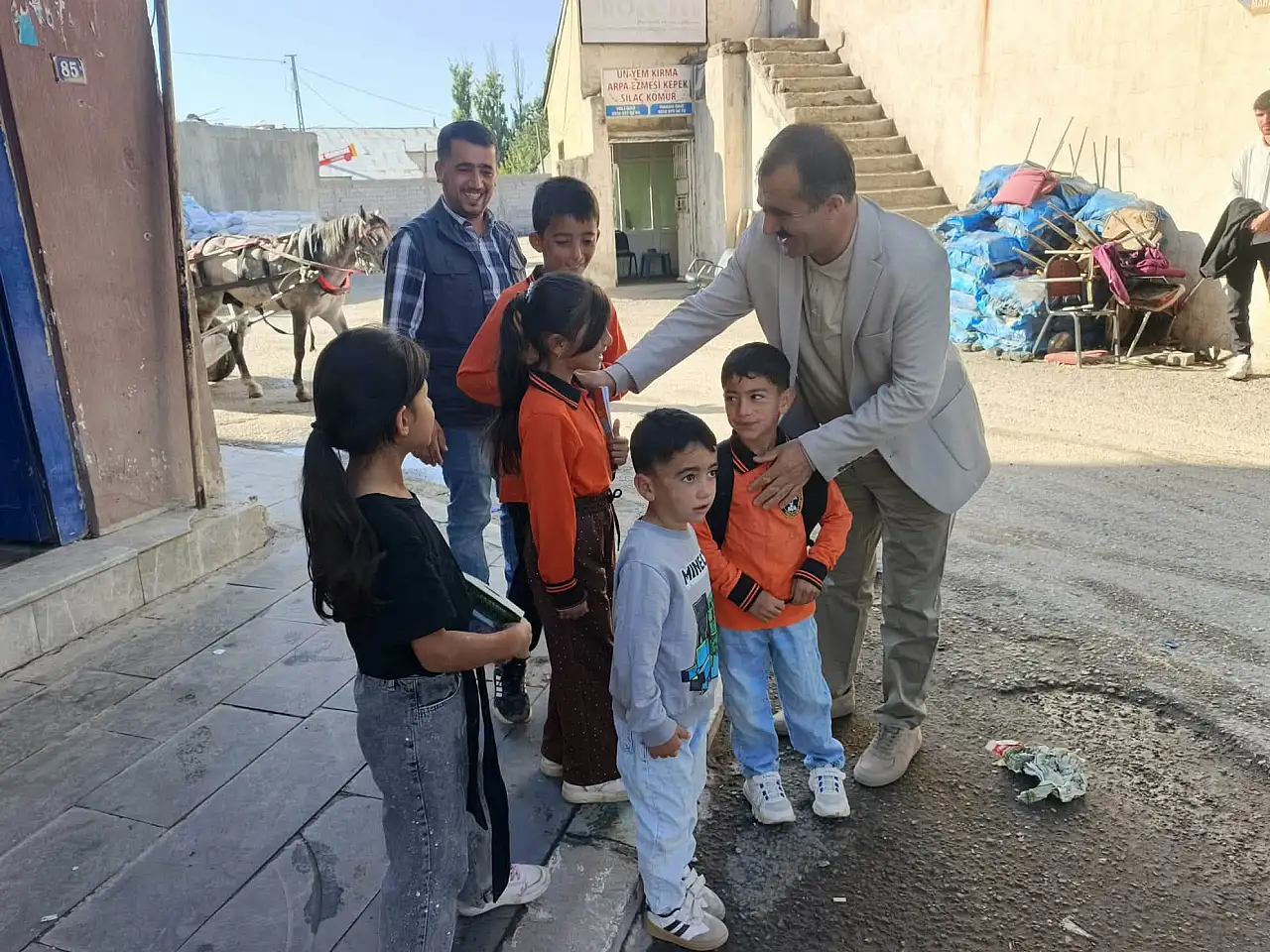 Taşlıçay'da öğrenciler okullarına ücretsiz taşınıyor