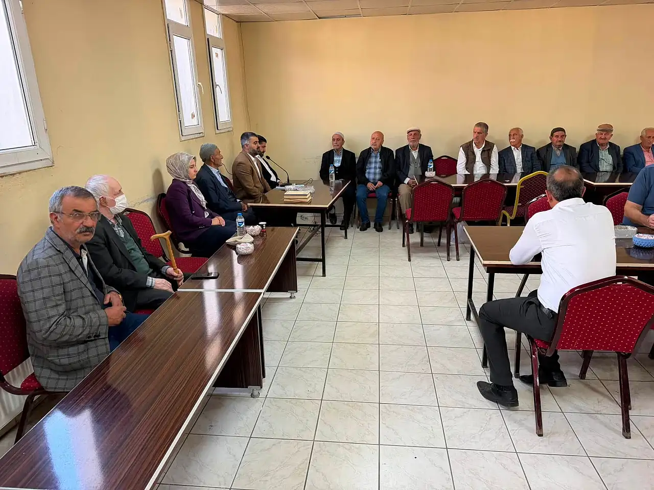 Taşlıçay Kaymakamı Kılıç'tan Kaya ailesine taziye ziyareti