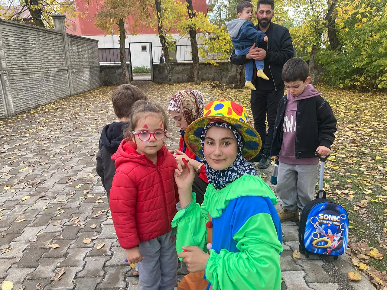 Ağrı'da anaokulu bir anda şenlik alanına döndü!