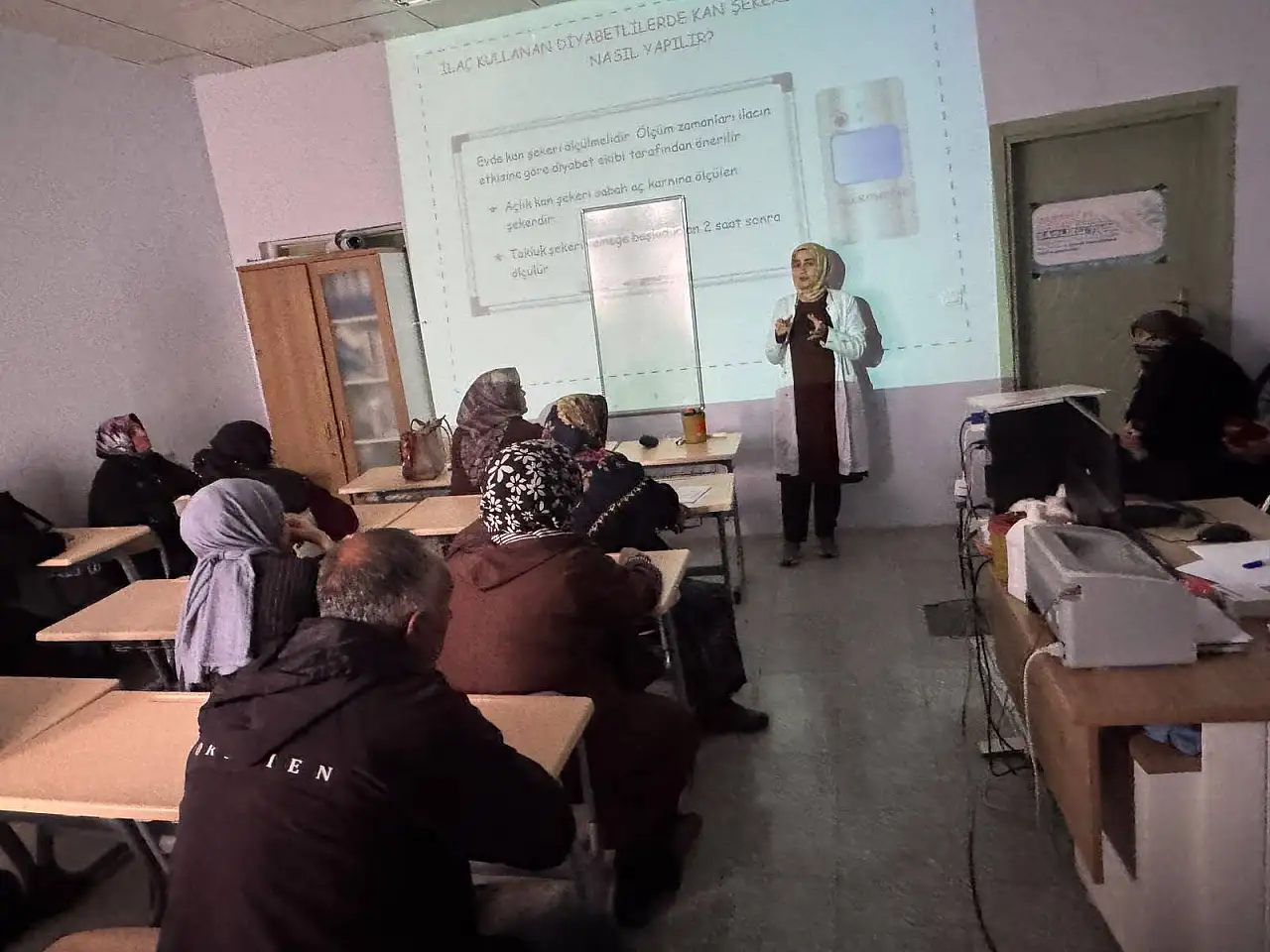 Doğubayazıt Devlet Hastanesinde diyabet hastalarına eğitim verildi