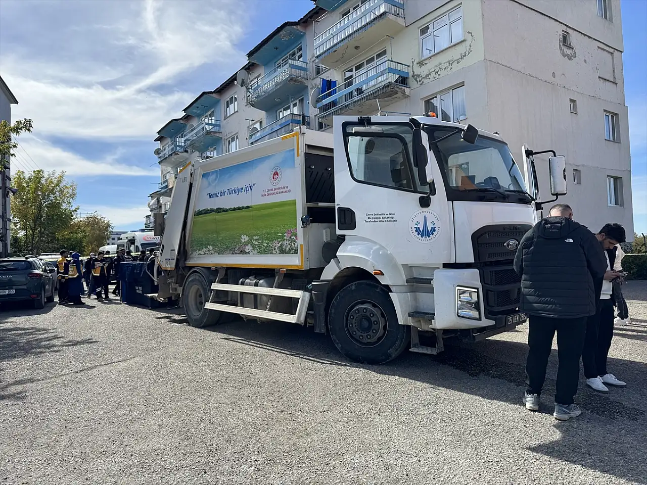 Erzurum'da feci ölüm! Çöp kamyonunun altında kaldı