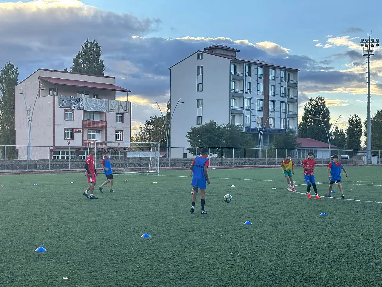 Kaymakam Kılıç gençlerle bir araya geldi