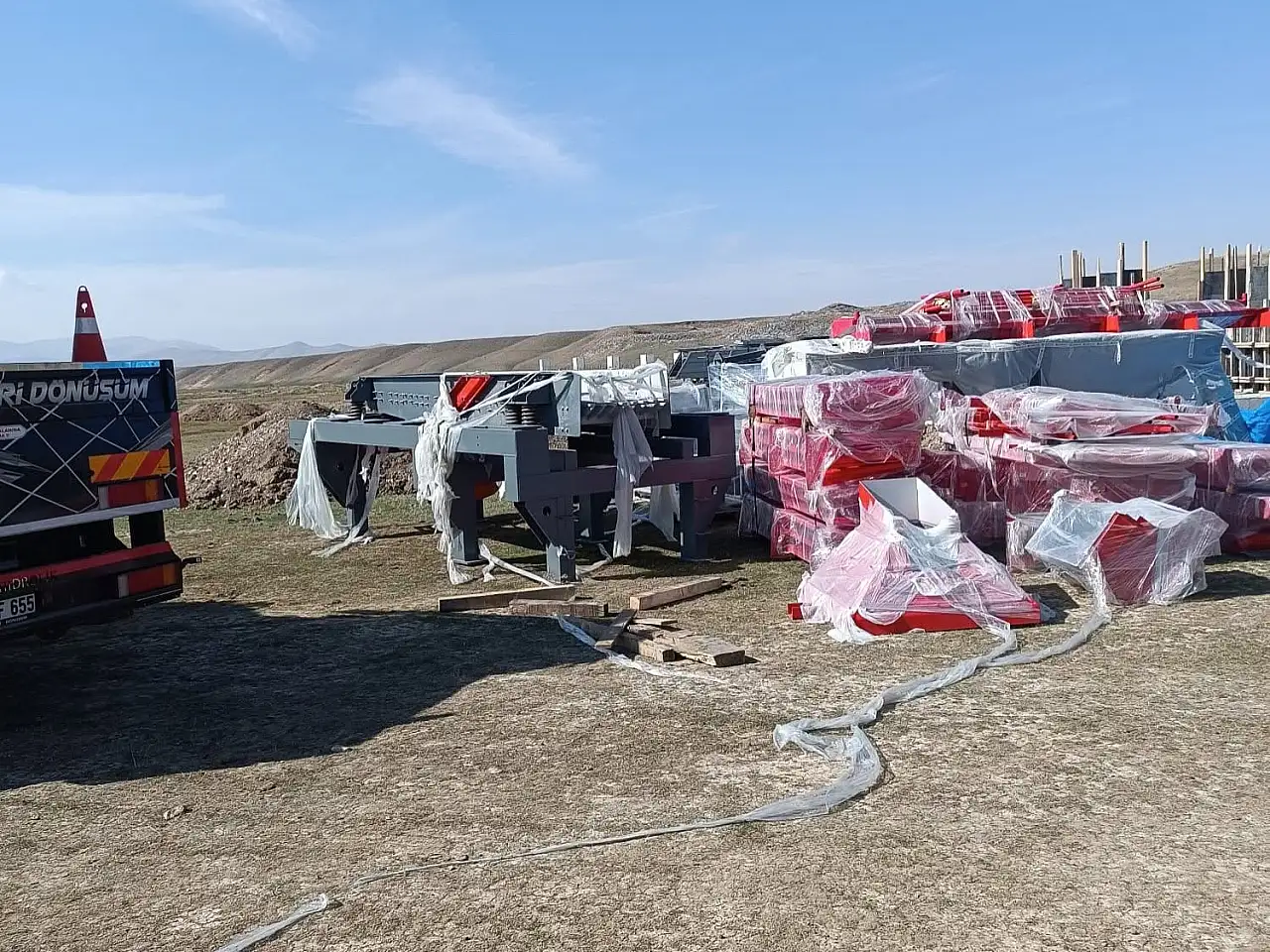 Taşlıçay'da belediye kendi parke ve betonunu üretecek