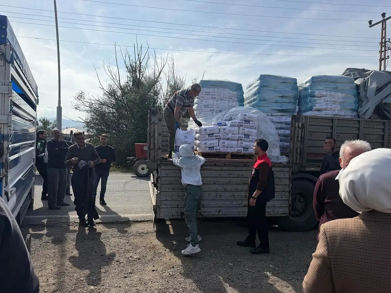 Taşlıçay'da çiftçilere yüzde 70 hibeli 30 ton buğday tohumu dağıtıldı