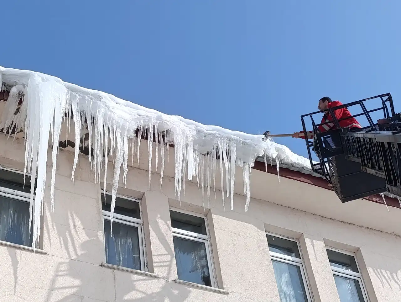 Ağrı'da ekipler don olaylarına karşı teyakkuzda