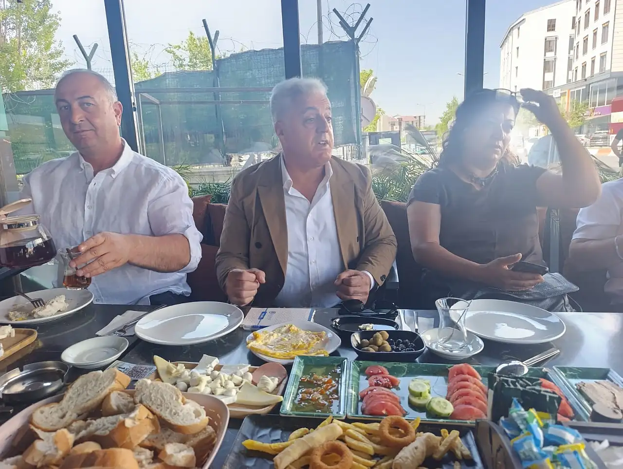DİSK Ağrı Şube Başkanı Erincik'ten Ağrı Belediyesi'ne sert tepki!