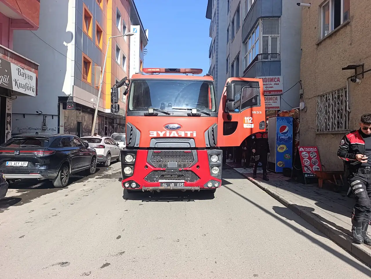 Ağrı'da lokantanın bacasında yangın çıktı! İtfaiye müdahale etti