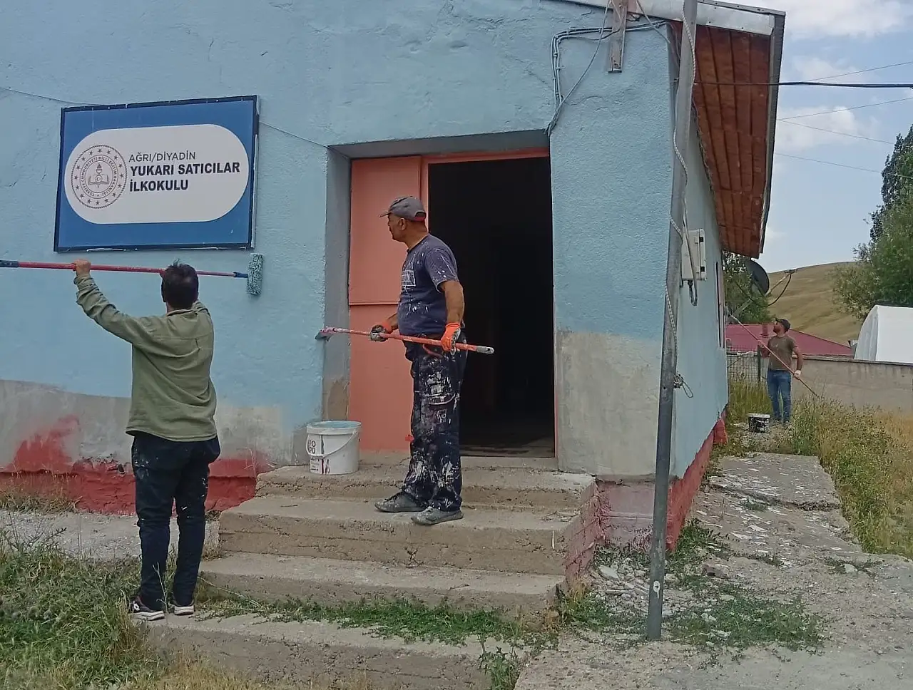 Diyadin'de 33 köy okulu baştan aşağı yenilendi