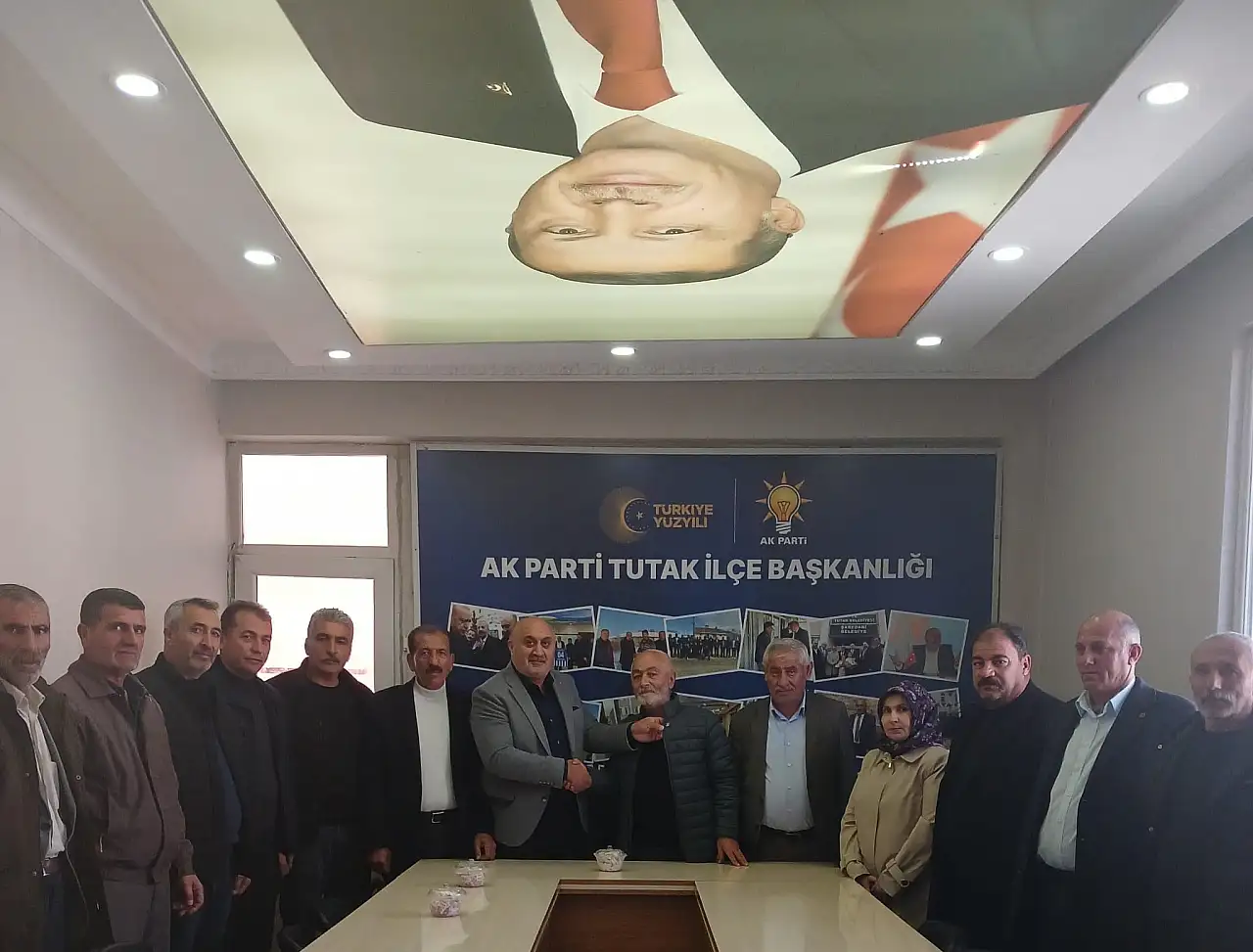 Tutak'ta Siyasi Hareketlilik: Yemen Bayındır'dan AK Parti'ye Geçiş