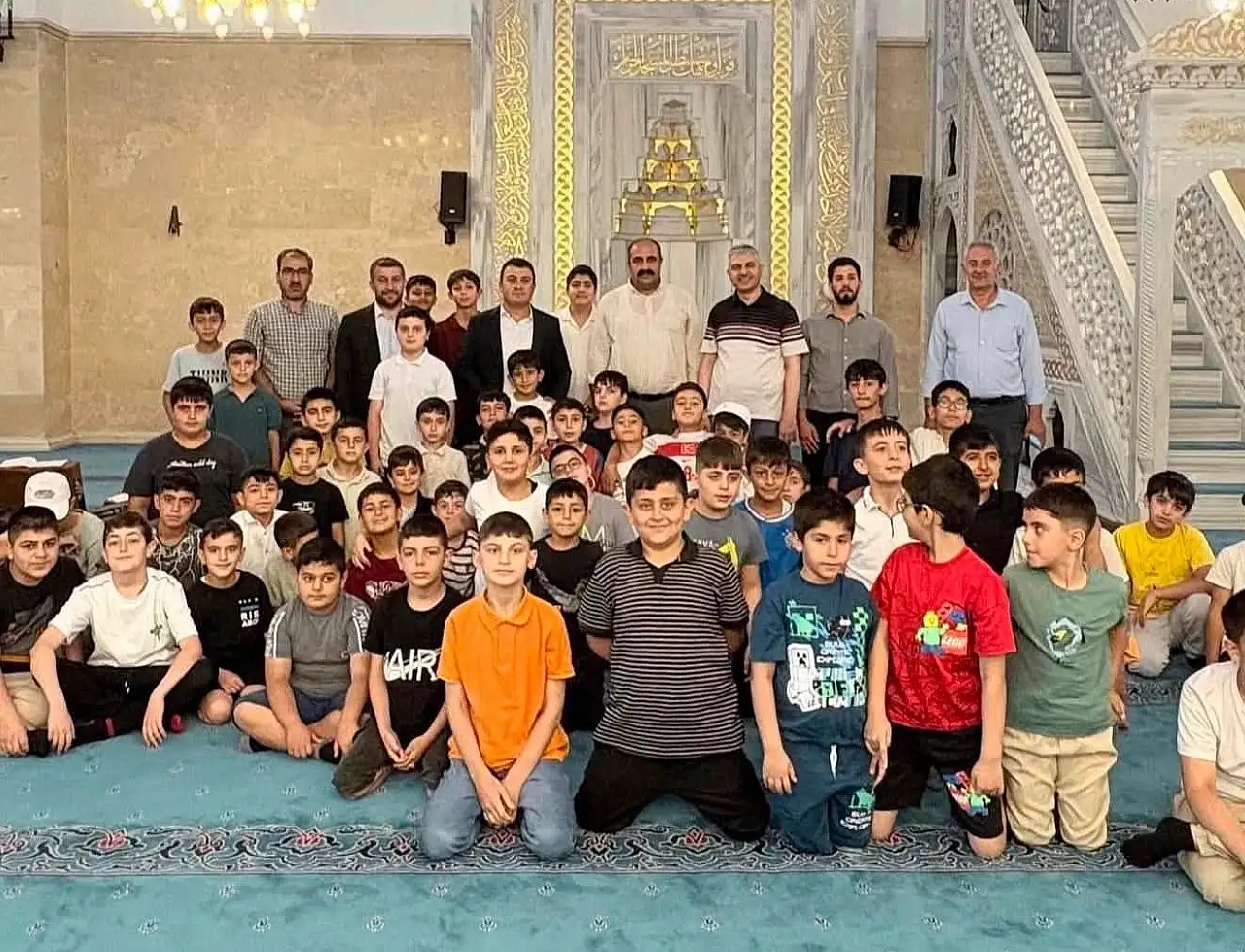 Patnos Kaymakamı Burak Dertlioğlu'ndan Yaz Kur'an Kursu'na ziyaret