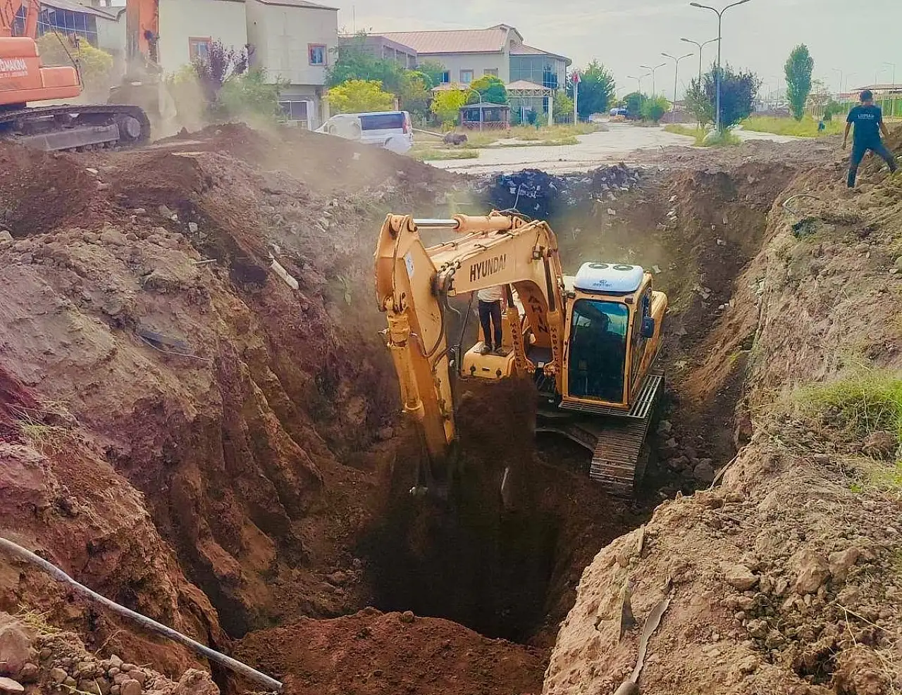 Doğubayazıt Devlet Hastanesi'nde yenileme çalışmaları sürüyor