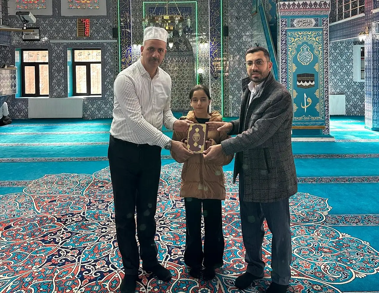 Doğubayazıt'ta bulduğu parayı camiye teslim eden öğrenci takdir topladı