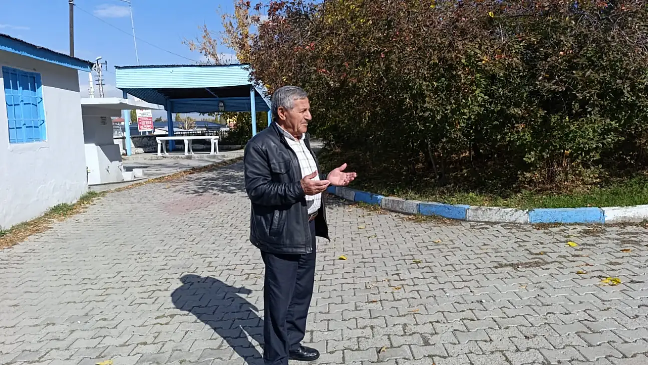 Ağrı'da cuma gününün geleneksel mezarlık ziyaretleri azaldı