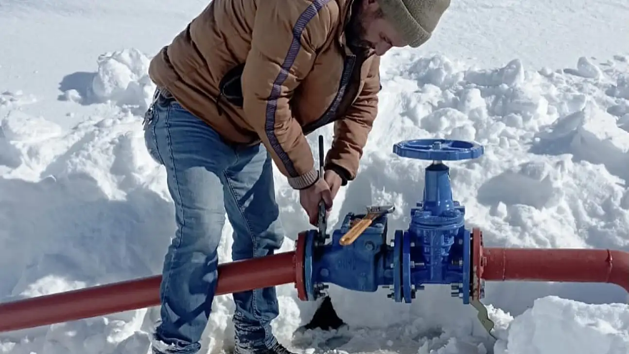 Çatak'ta Çığdan Zarar Gören Terfi Merkezi Yeniden Hizmete Alındı
