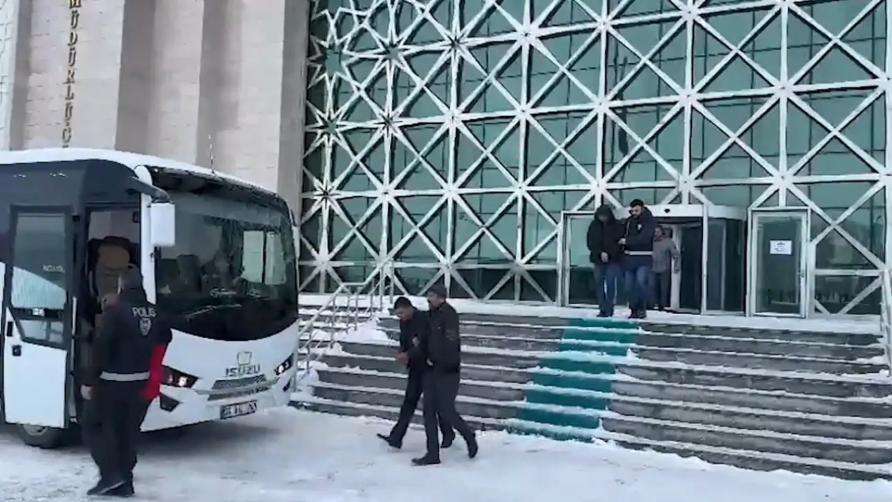 Fuhuşa zorlanan 21 kadın kurtarıldı, Kars'ta 20 şüpheli gözaltına alındı