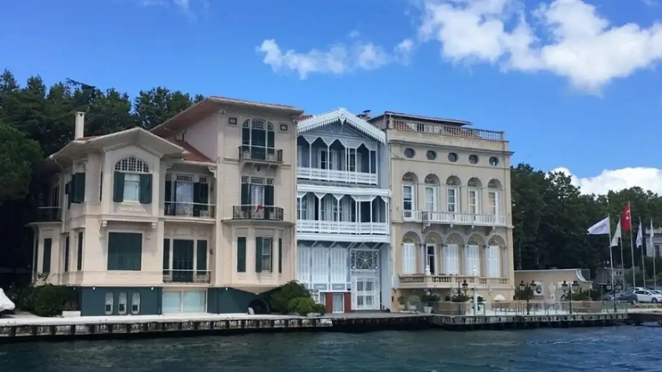 Kara Todori Paşa Yalısı nerede, nasıl gidilir? Kara Todori Paşa Yalısı fiyatı ne kadar?