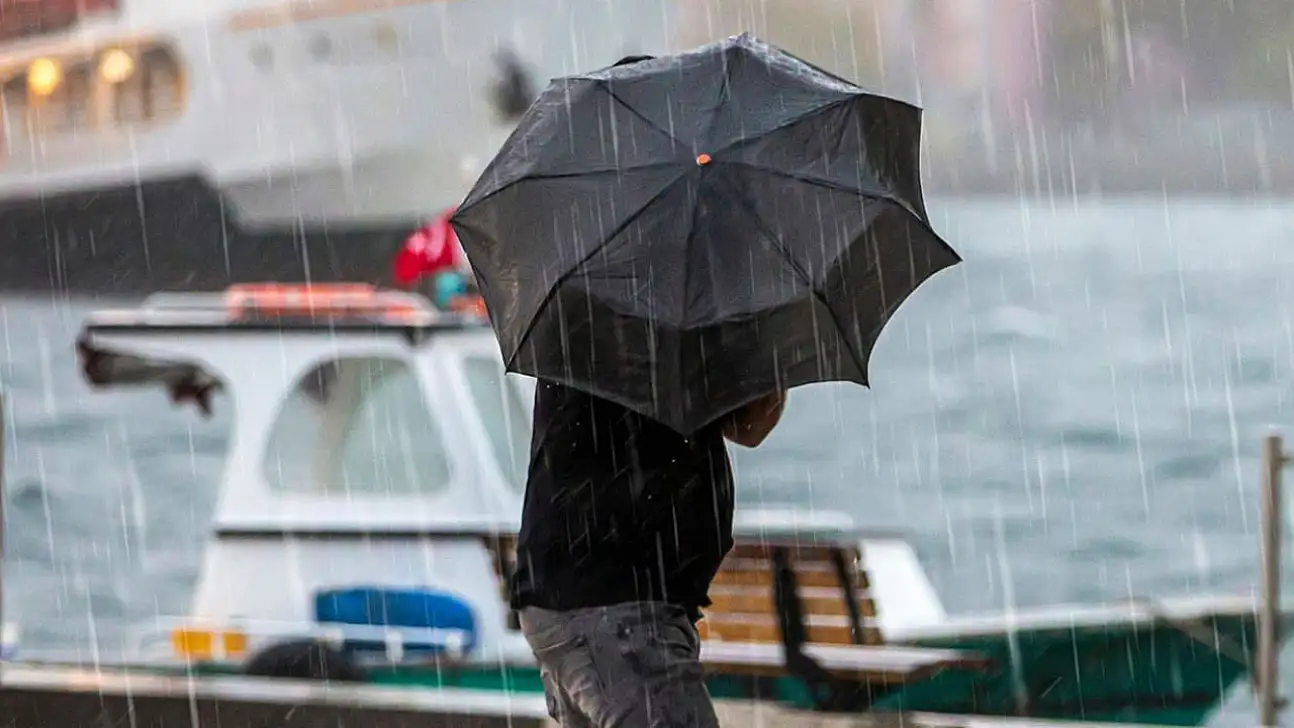 Meteorolojiden uyarı: Bazı bölgelerde sağanak, bazı yerlerde sis etkili olacak