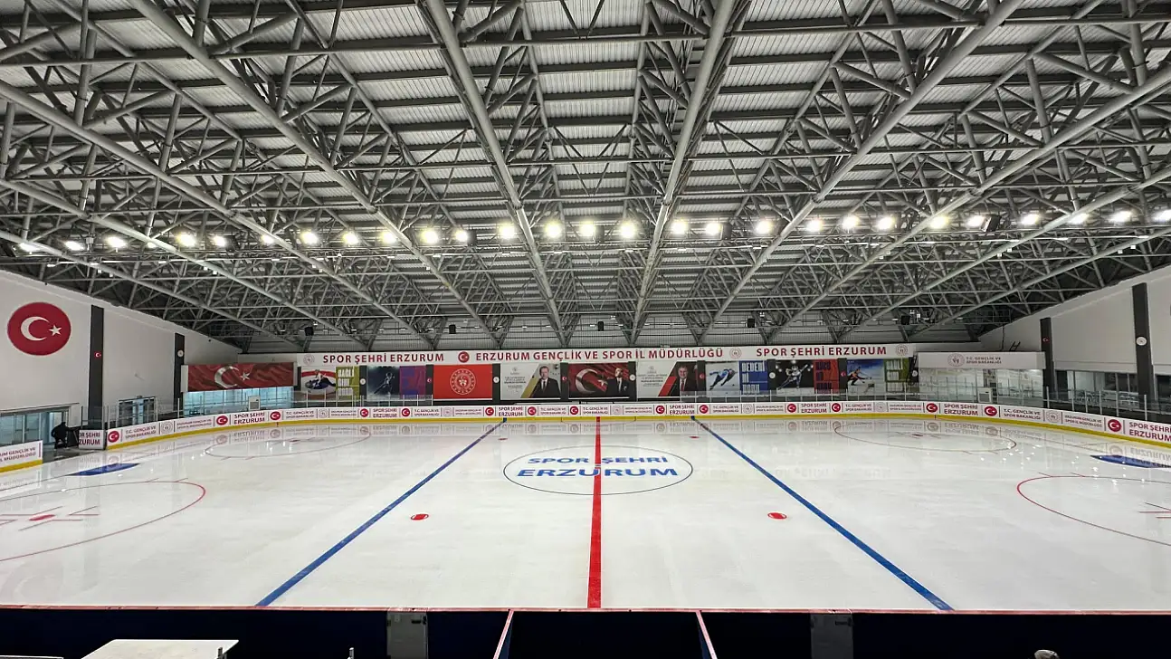 Palandöken 500'lük Buz Kompleksi Yenilenen Yüzüyle Hizmete Açıldı