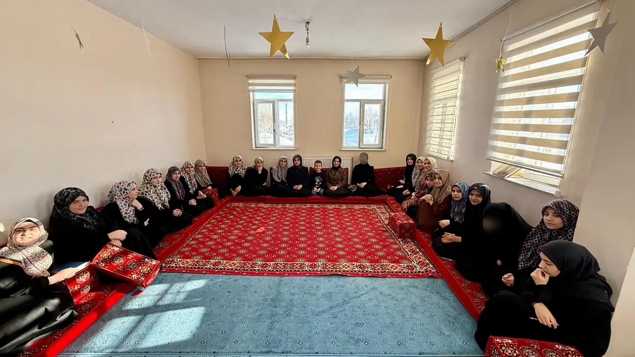 Van Çaldıran'da Hafızlarla Anlamlı Buluşma