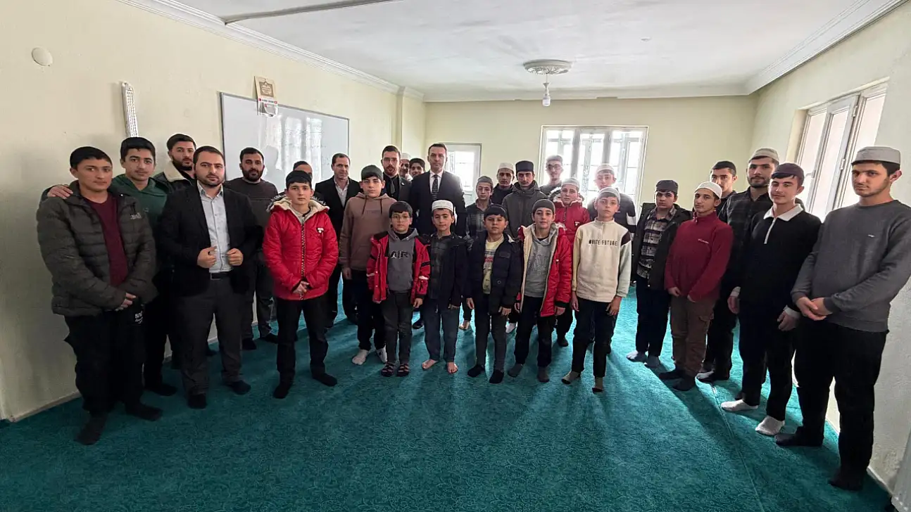Van Çaldıran Kaymakamı Süleyman Bakan'dan Nur Muhammed Erkek Kur'an Kursu'na Ziyaret