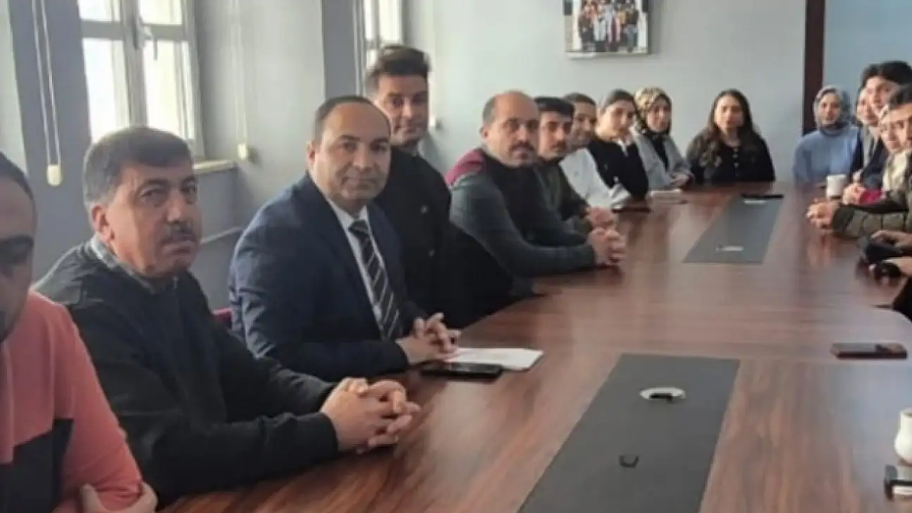 Van Erciş'te Okul Ziyareti: Eğitim Hedefleri Masaya Yatırıldı