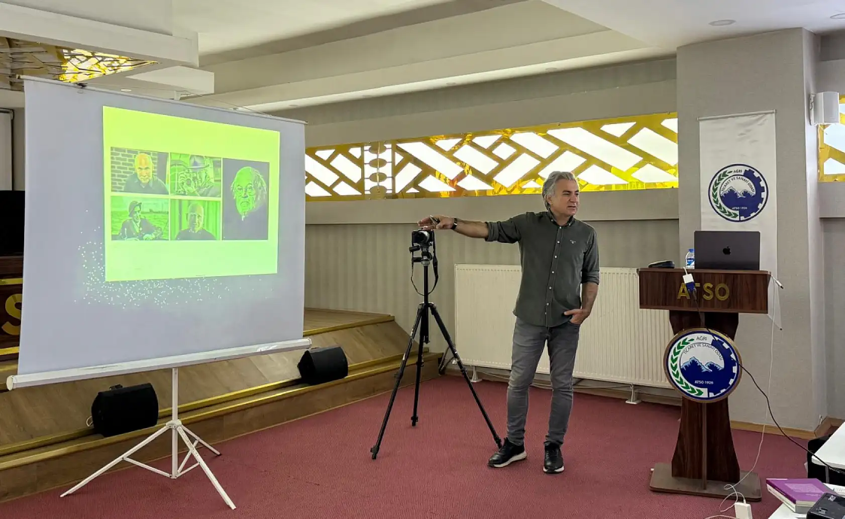 Ağrı'da objektifler açıldı fotoğrafçılık eğitimi başladı