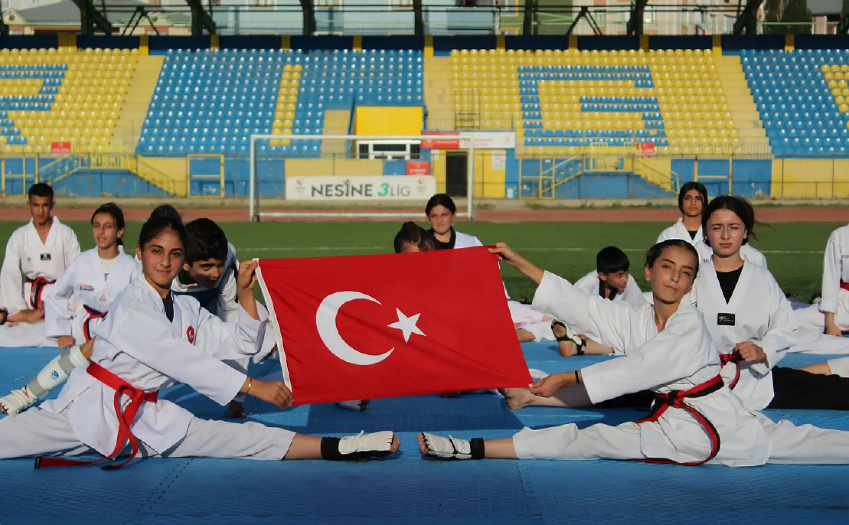 Zafer Bayramı etkinlikleri Ağrı'da büyük ilgi gördü