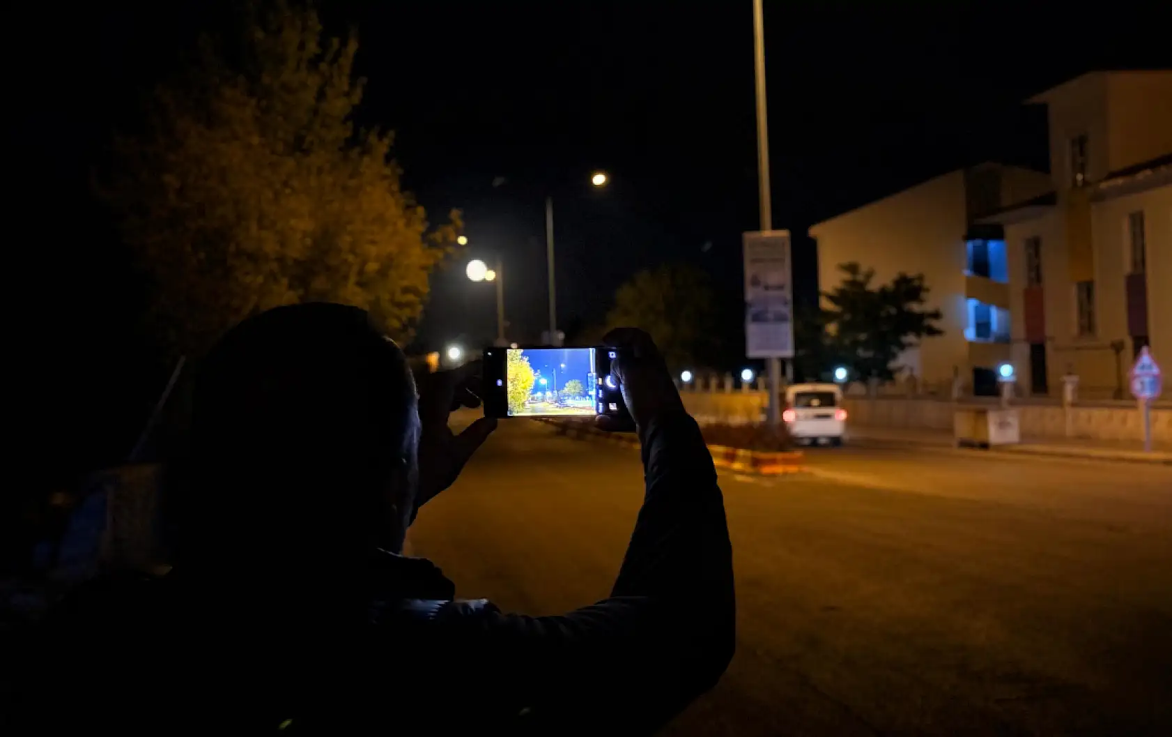 Ağrı semalarında büyüleyici manzara: Süper Dolunay mest etti