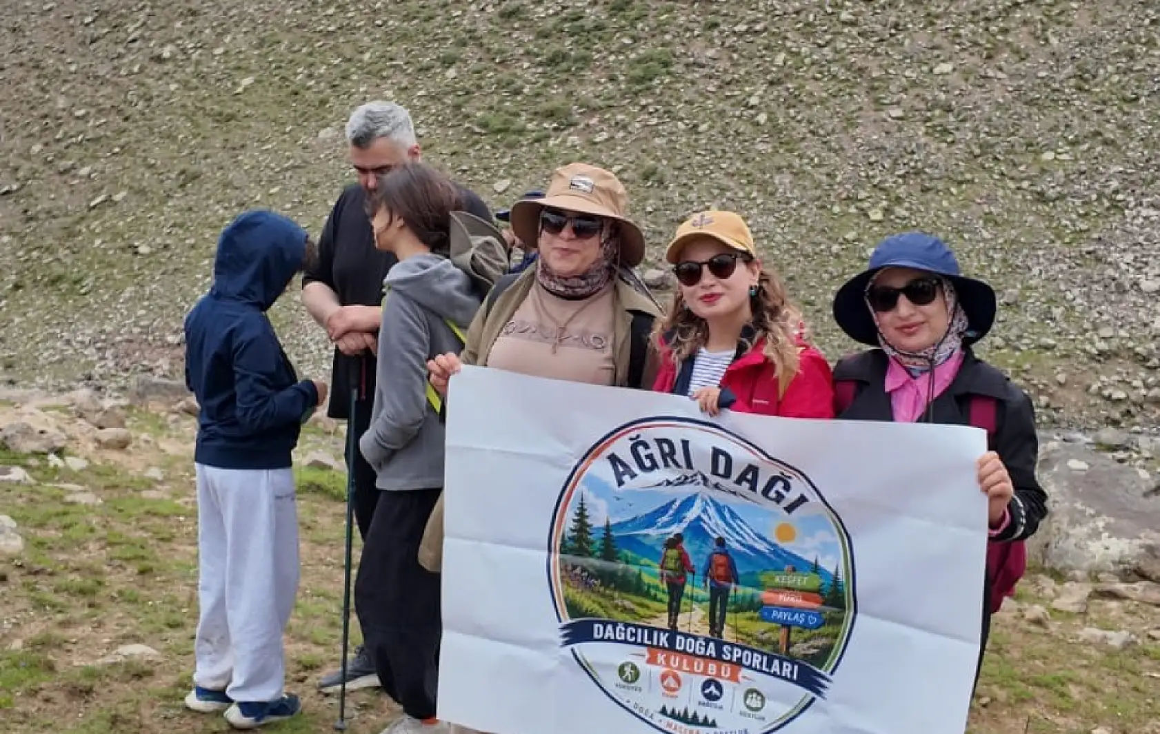 Doğaseverlerin yeni rotası Balık Gölü oldu
