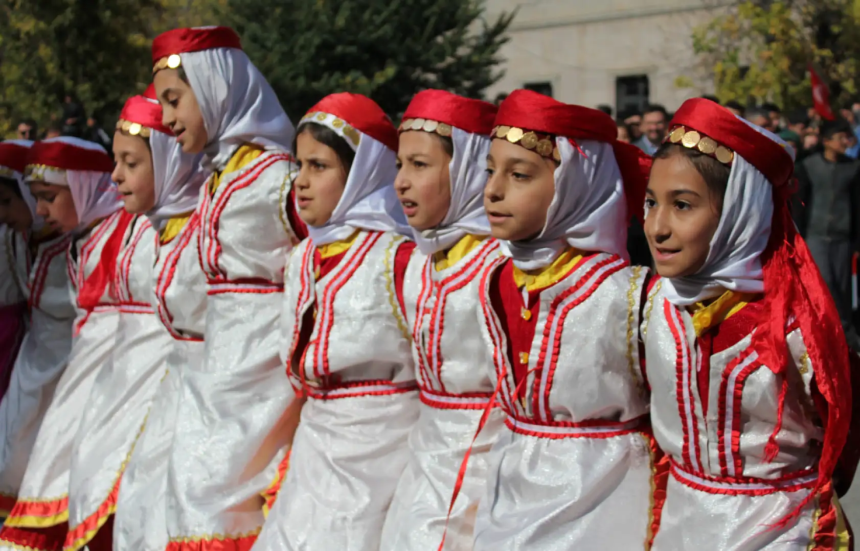 Cumhuriyet'in ışığı Ağrı'da parladı, 102.yıl gururu tüm şehri sardı