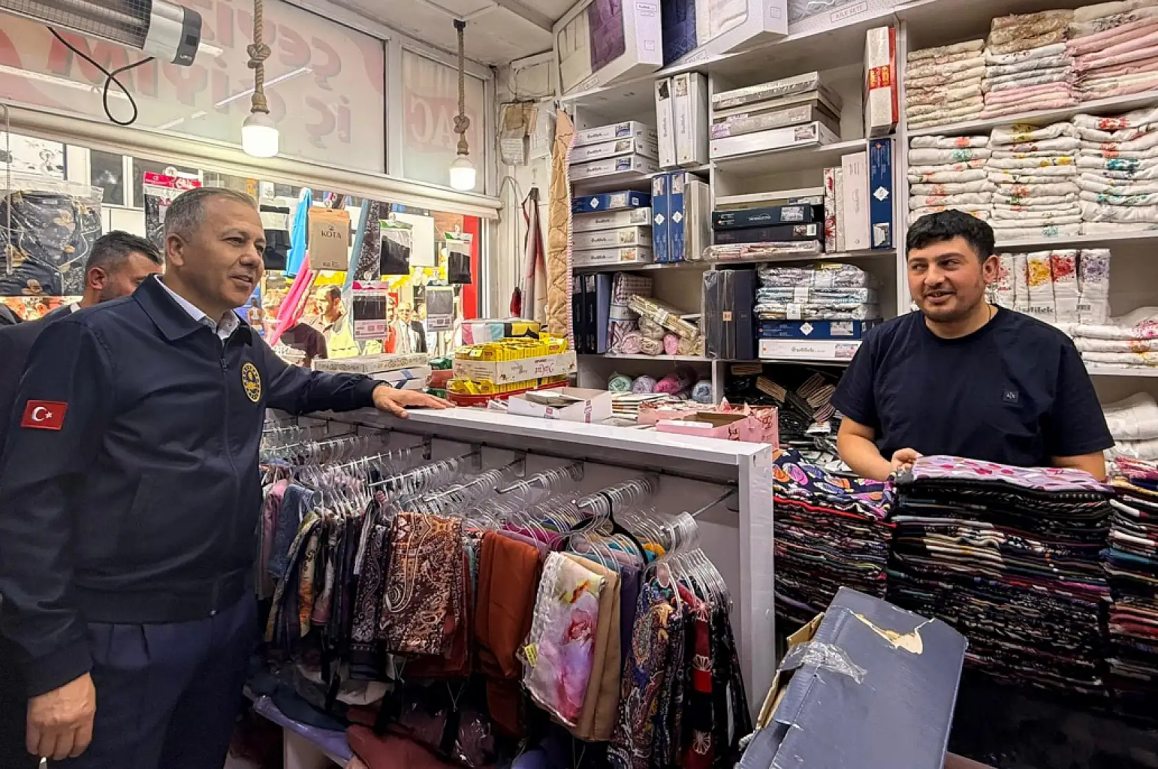 Bakan Yerlikaya'dan Cumhuriyet Caddesi çıkarması