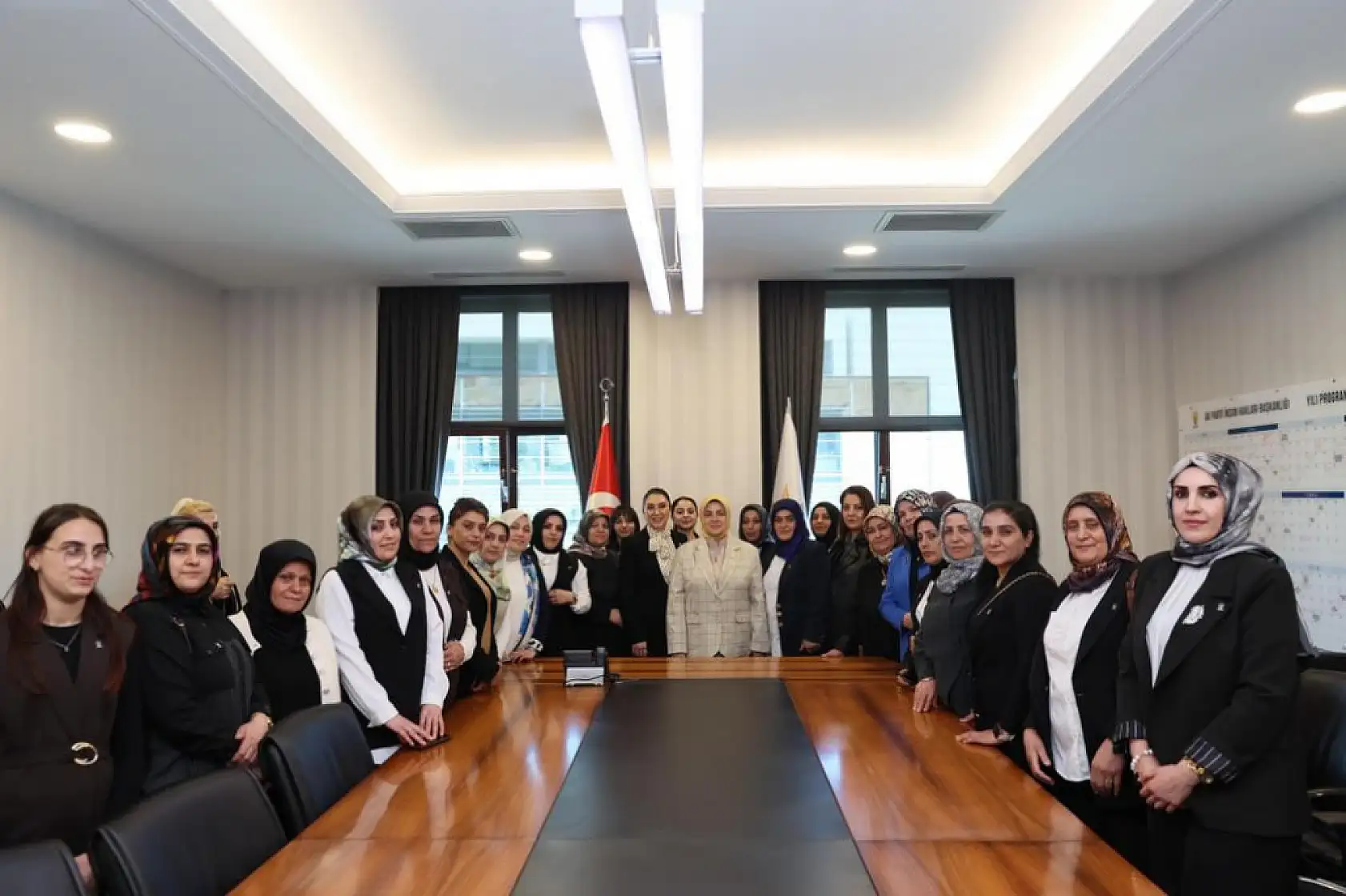 AK Parti Ağrı teşkilatı  Ankara'da önemli temaslarda bulundu