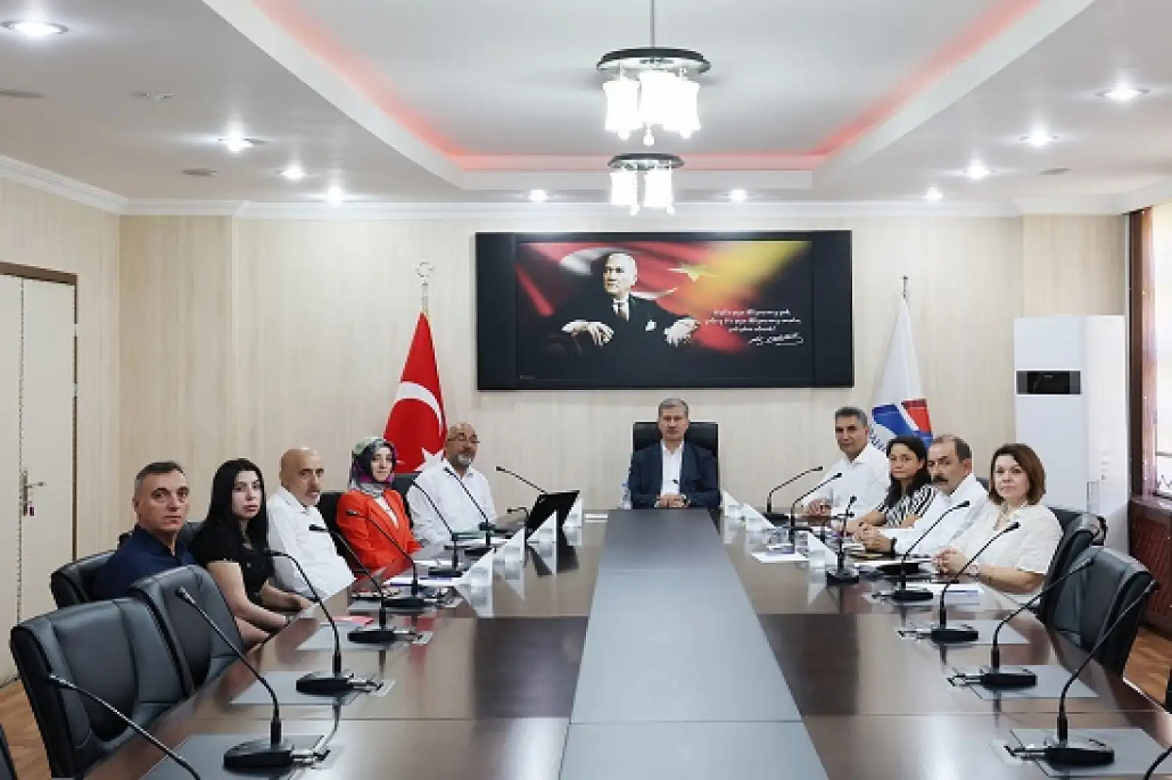 Ağrı'ya 250 yataklı üniversite hastanesi için ilk adım atıldı