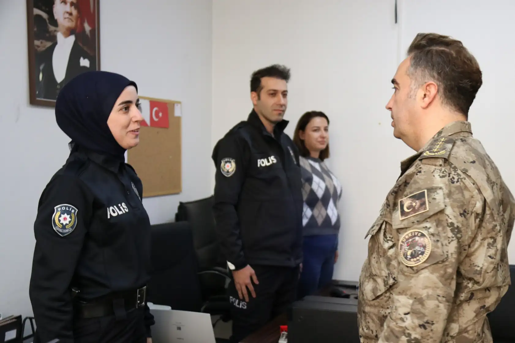 Müdür Önder, sınır ilçesi Doğubayazıt'ta çalışmaları yerinde inceledi