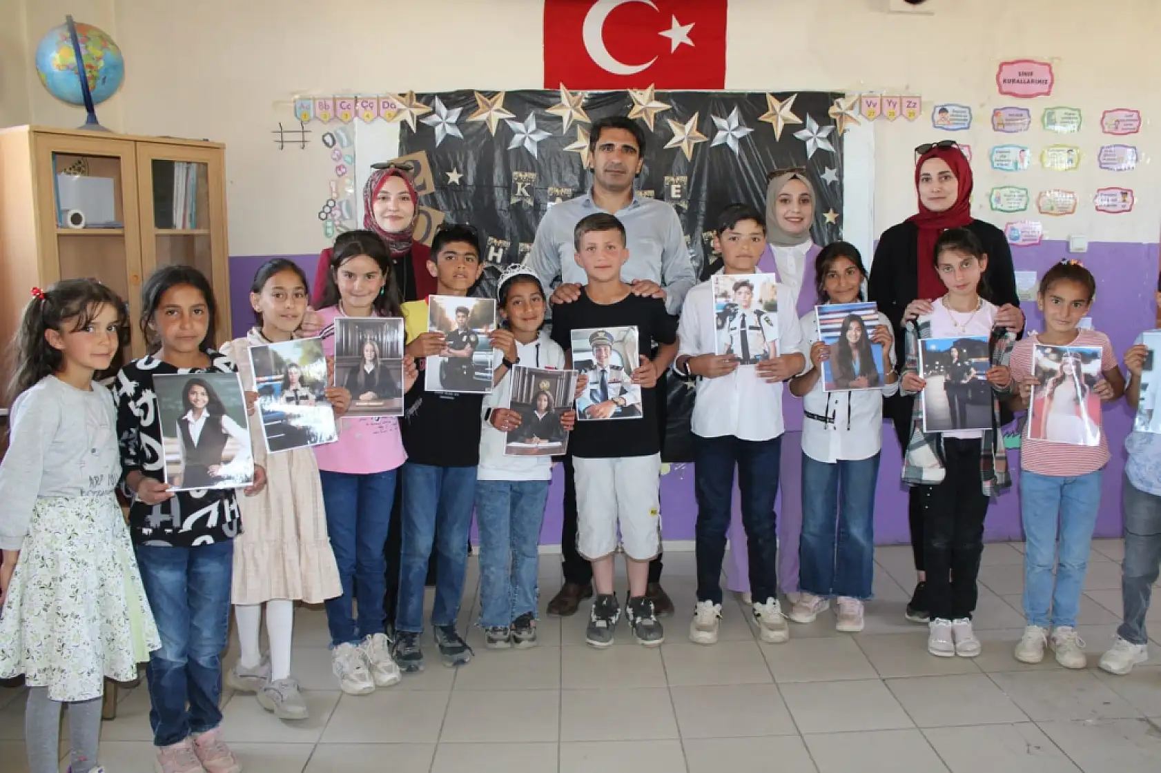 Hamur'da karne heyecanı: Öğrenciler yaz tatiline uğurlandı