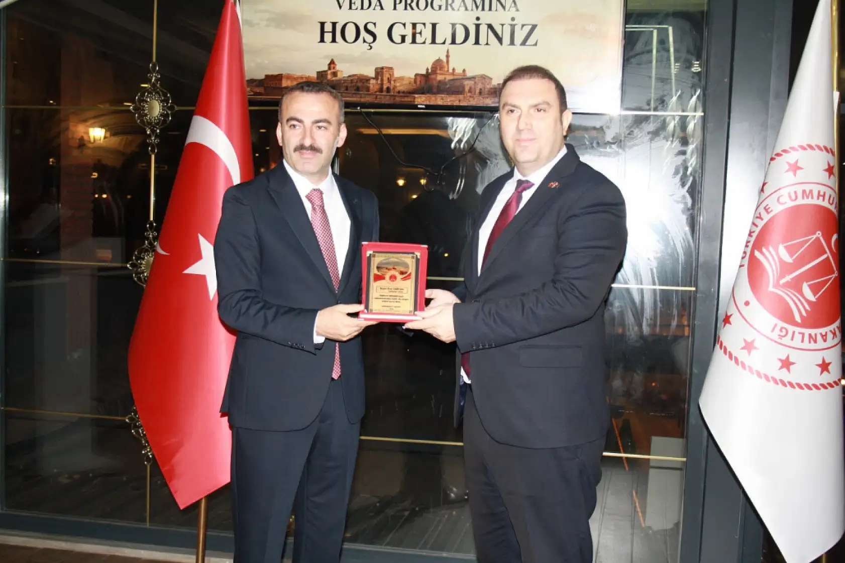 Doğubayazıt Adliyesi'nde veda gecesi