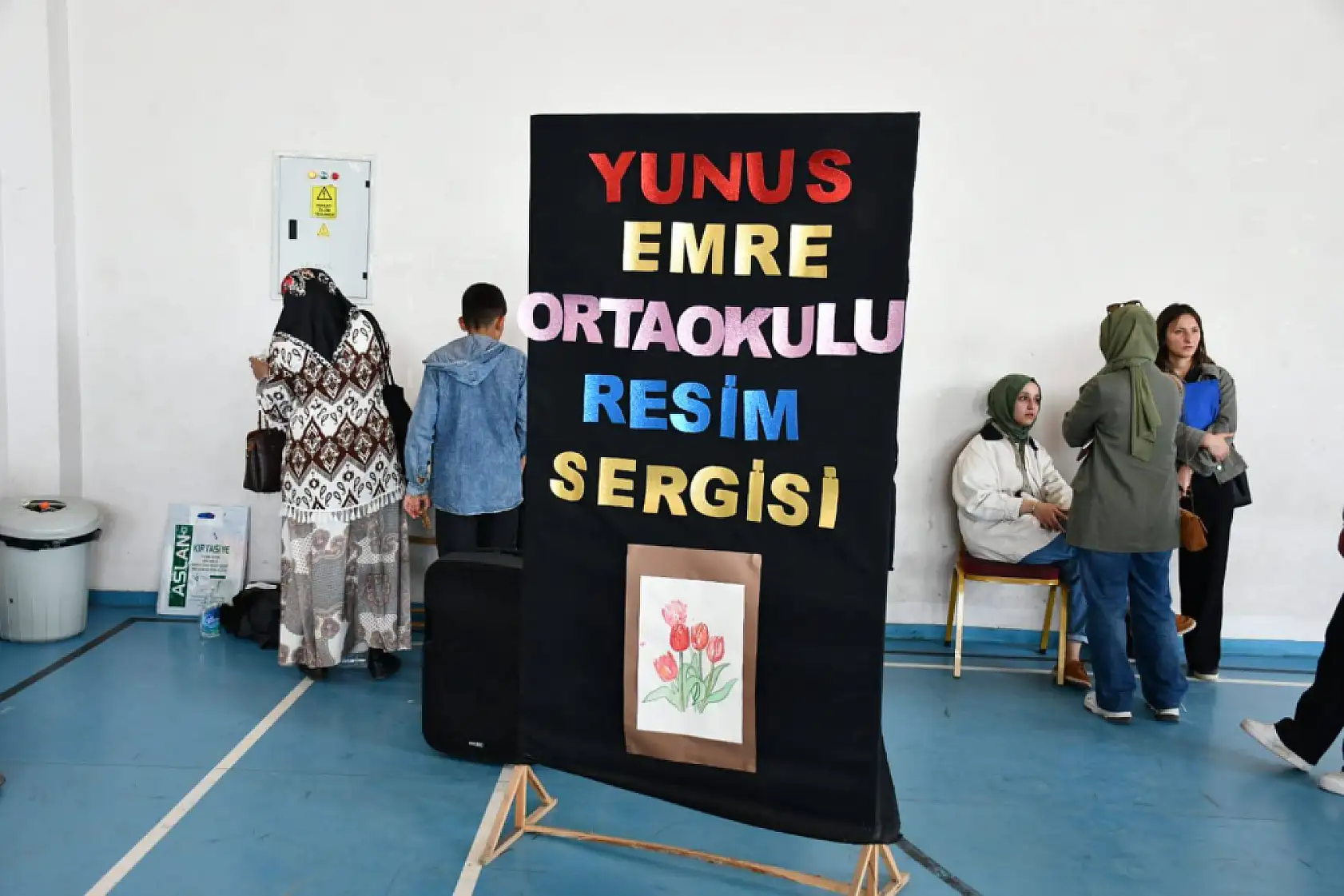 Patnos'ta öğrencilerin el emeği göz nuru eserleri sergilendi