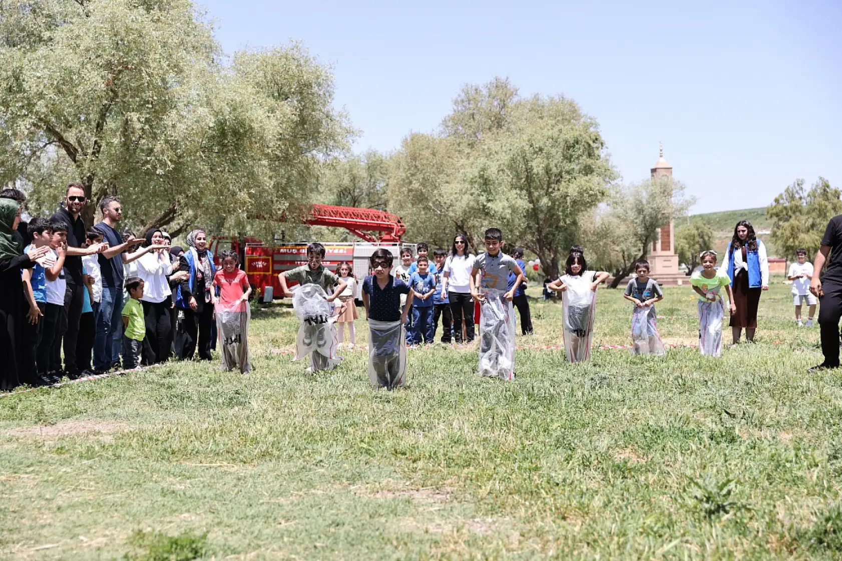 Muş'ta Büyük Aile Festivalinde Renkli ve Neşeli Anlar Yaşandı